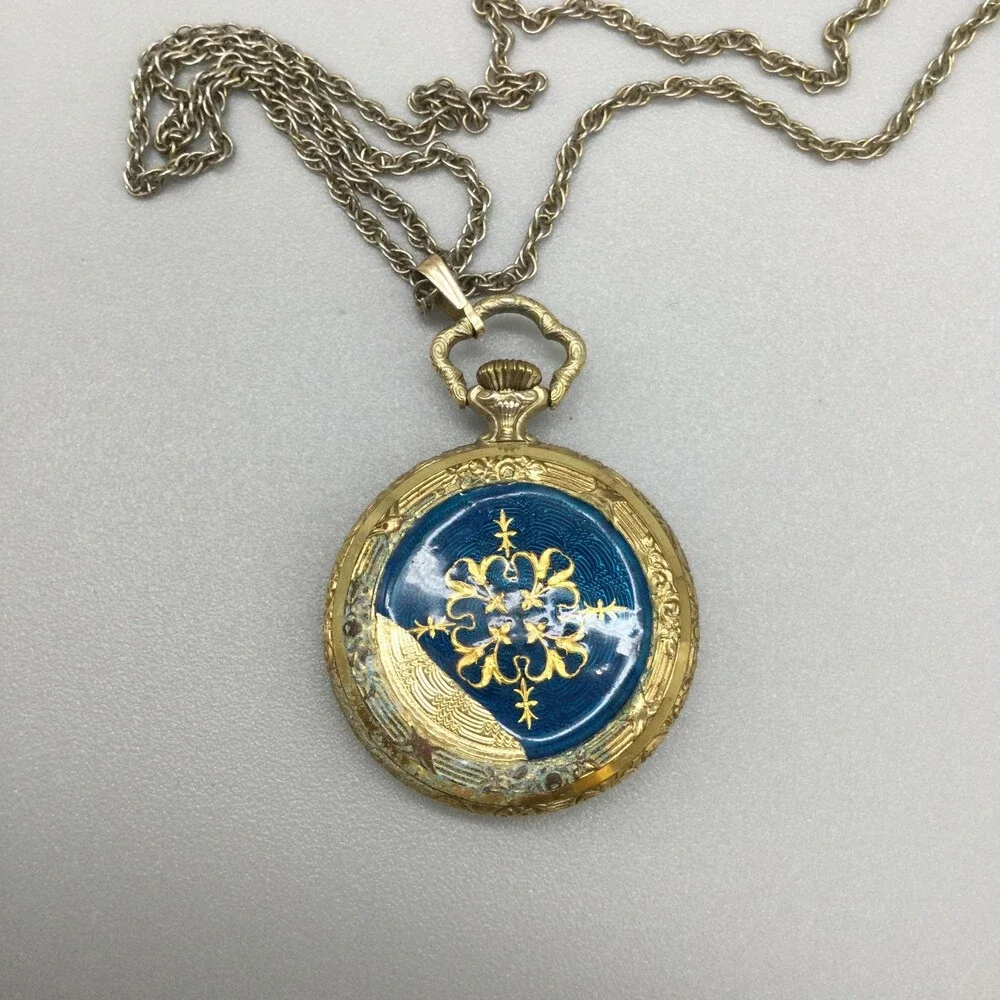 Vintage Hunter Necklace Pendant Women 31mm Gold Tone 17J Incabloc Manual Swiss